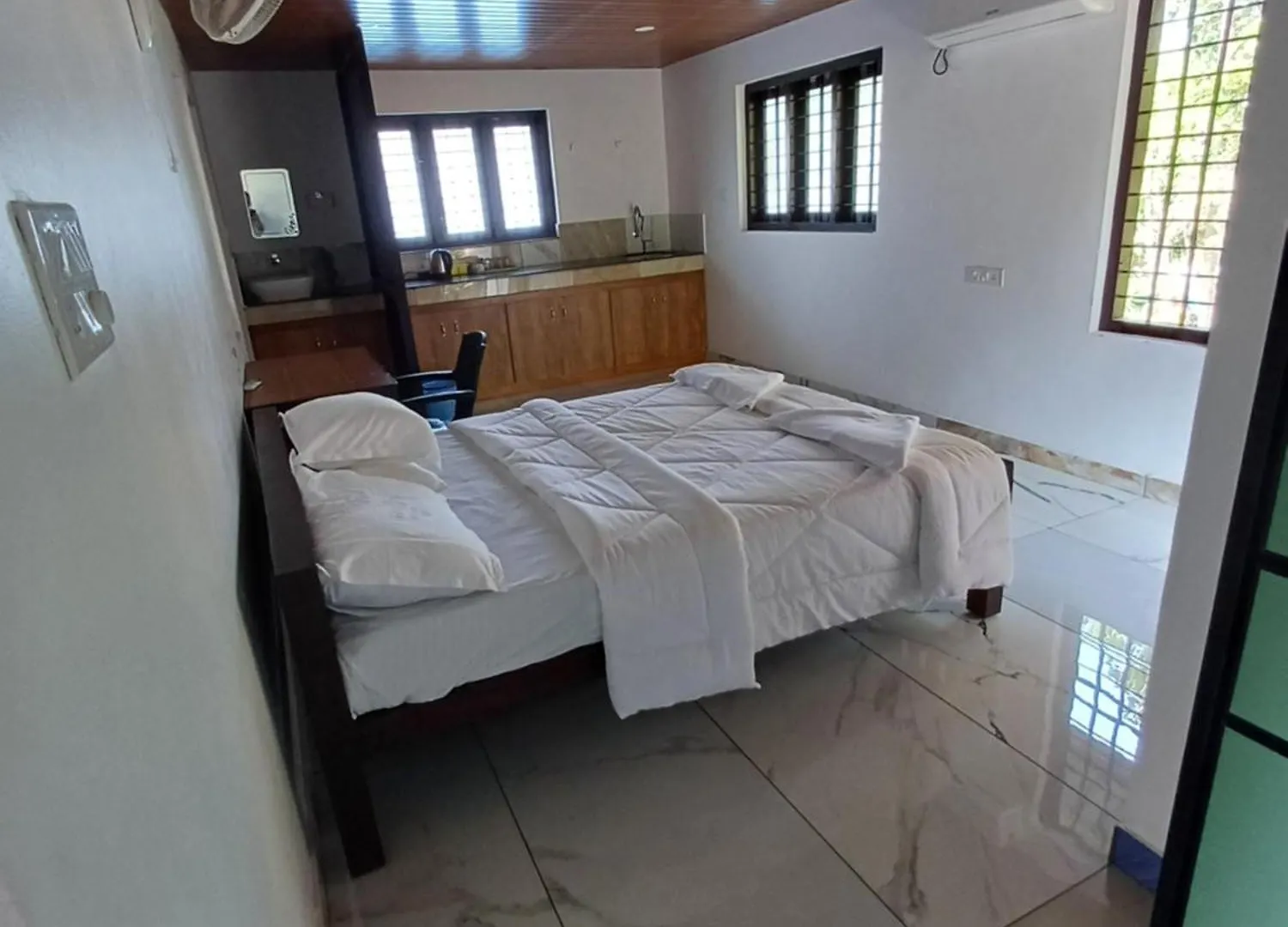 East West Beach Resorts Varkala 0*,